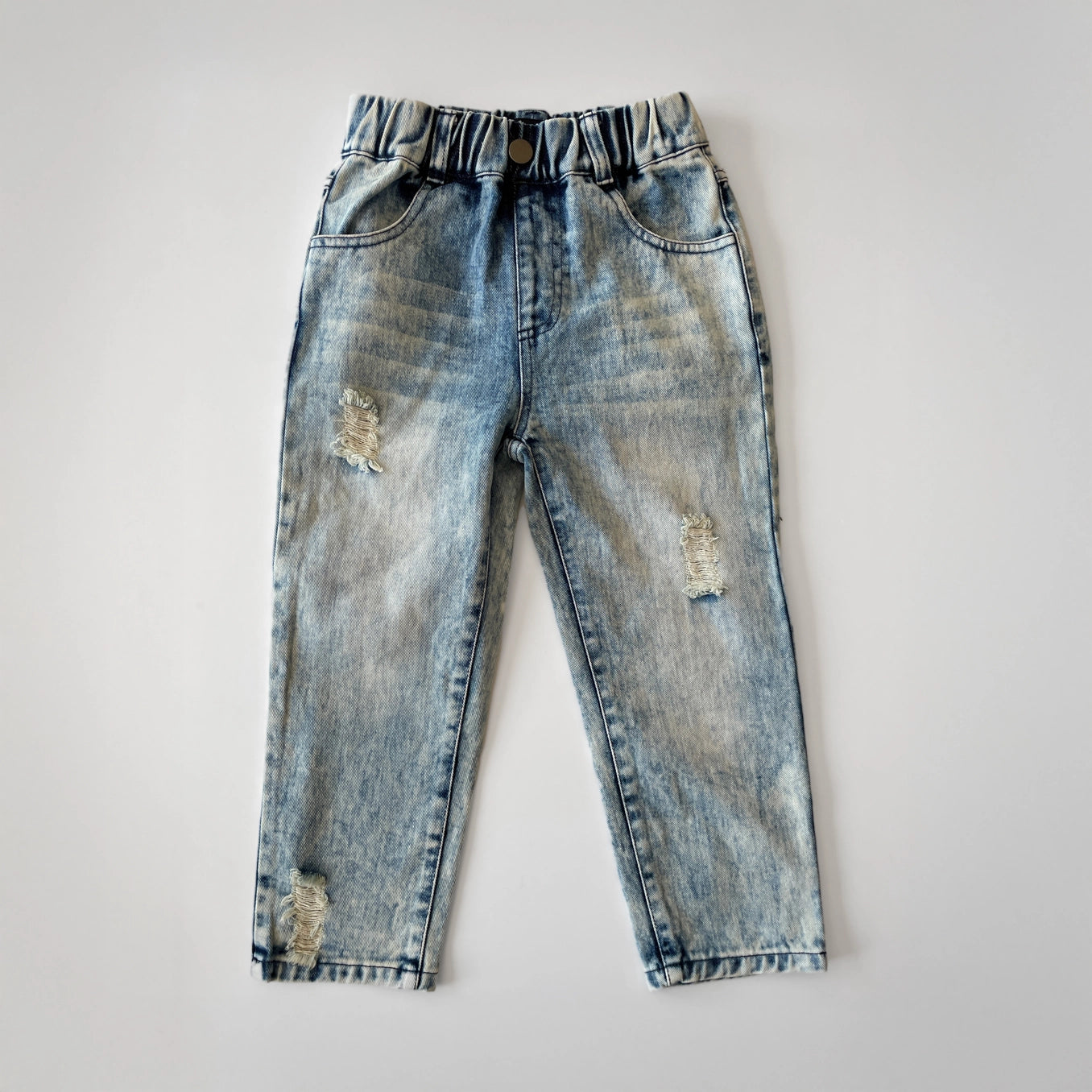 Toddler relaxed straight light acid wash denim jeans with a comfortable elastic waistband and distressed detailing.