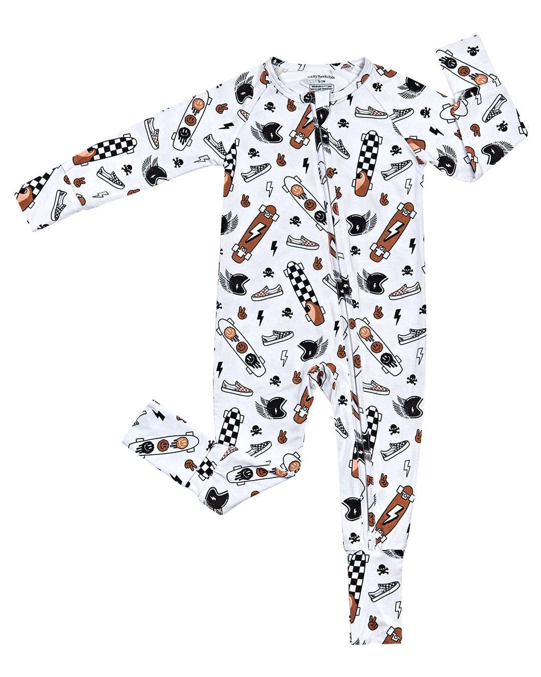 Bamboo Zip Romper Sk8er – Soft one-piece pajama with skateboards and graffiti design for little adventurers.