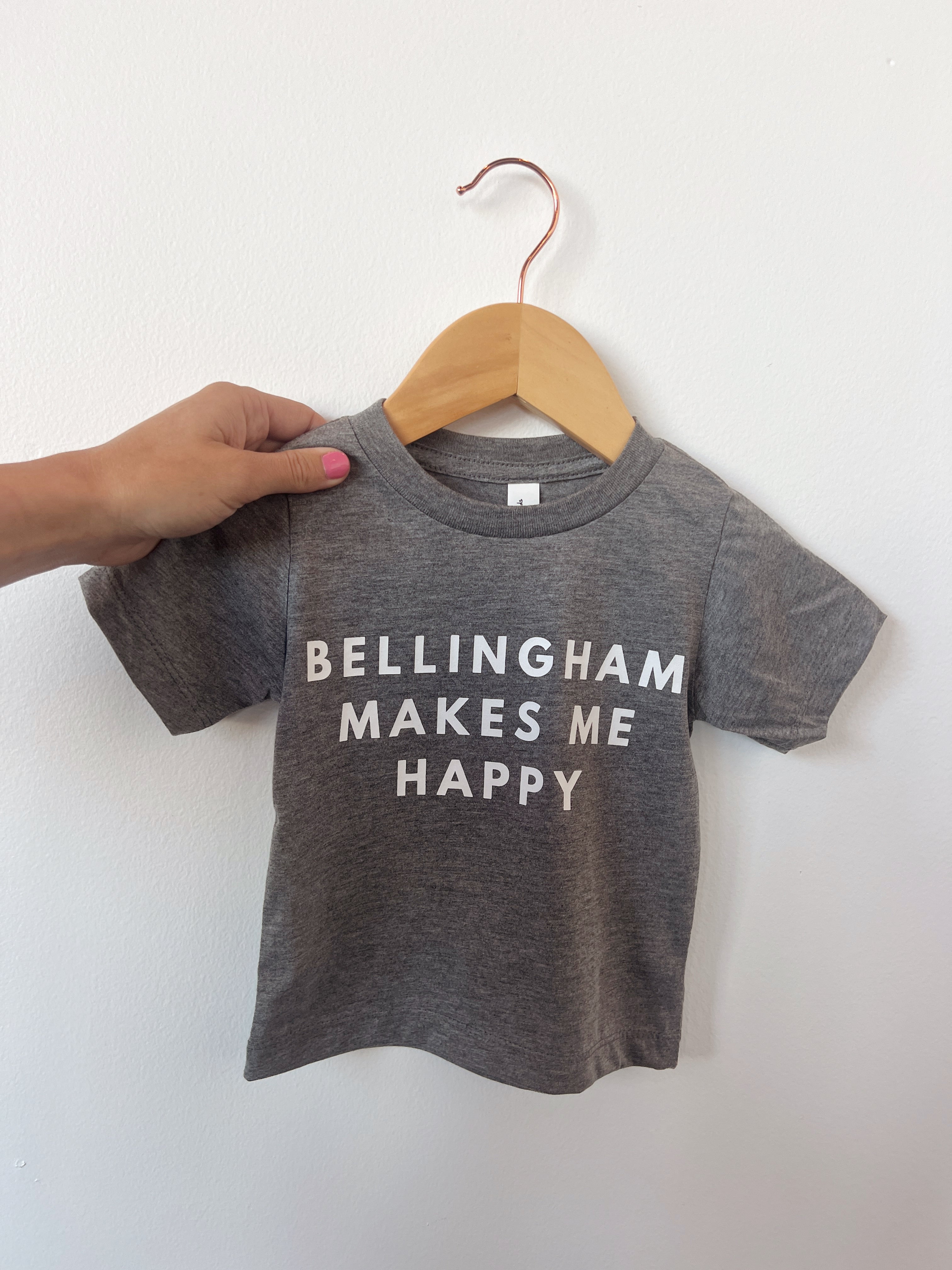 Bellingham kids shirt in gray with 'Bellingham Makes Me Happy' text, perfect for young PNW fans.