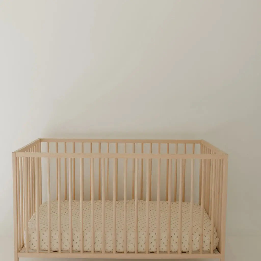 Muslin Crib Sheet | Flora
